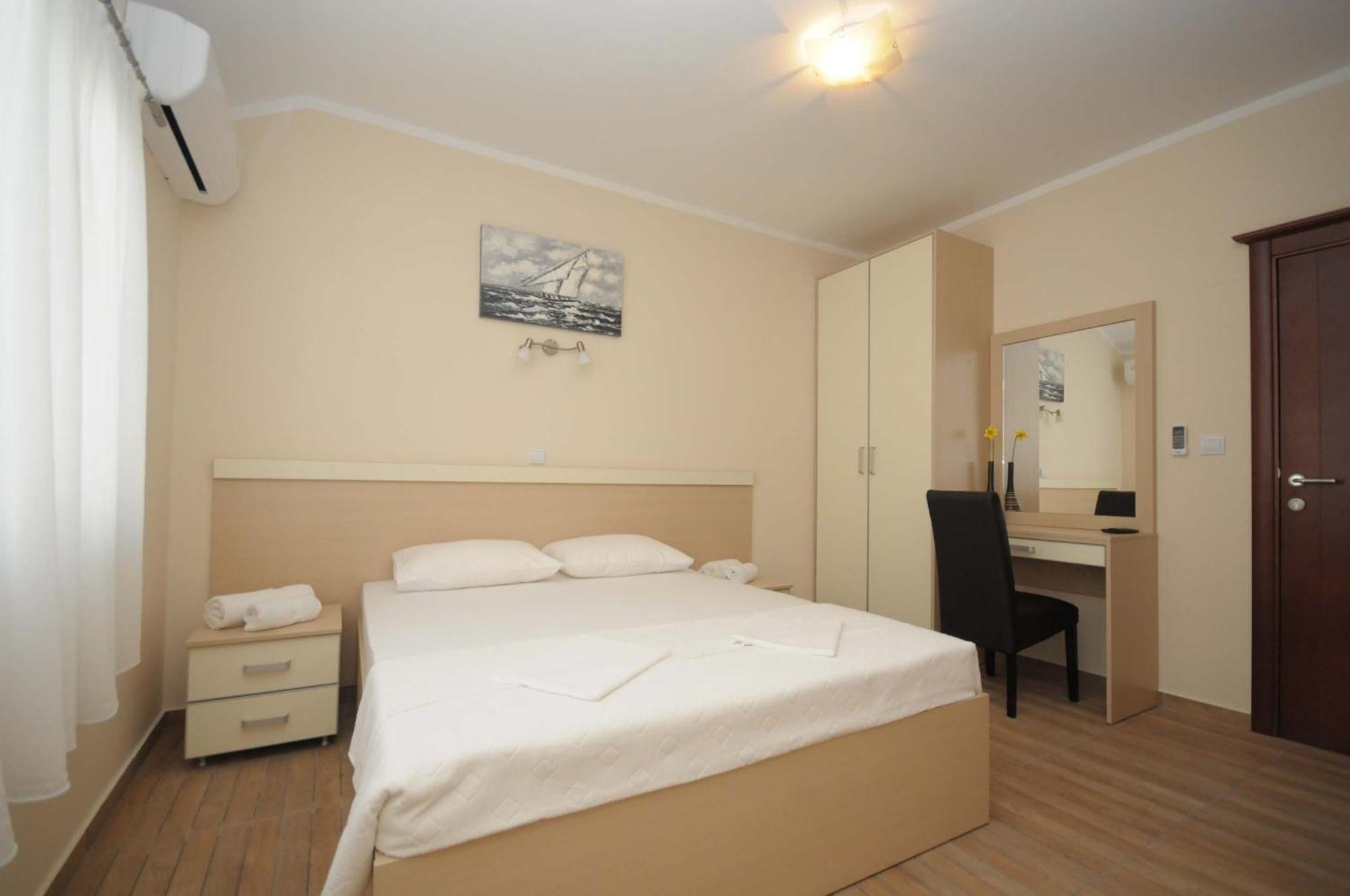 Apartments Royal Budva Cameră foto